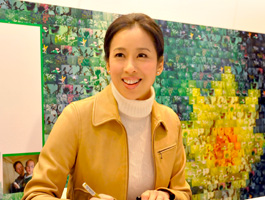 朱玲玲-从<em>香港</em>小姐到慈善<em>皇后</em>-女人创造历史-搜