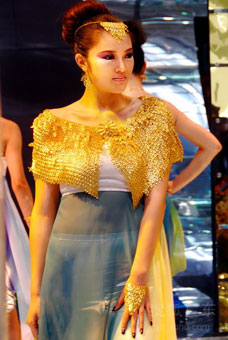 2010年深圳国际珠宝展,美女模特大赏