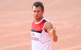 �Ѻ�������������ѵ�� ����ŵ��Ĵָ