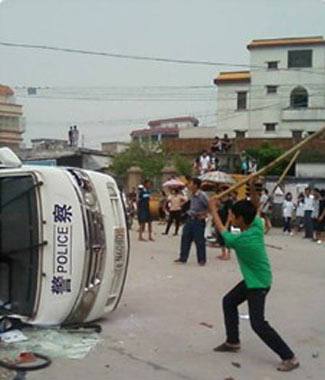 云南省孟连县发生胶农冲突事件