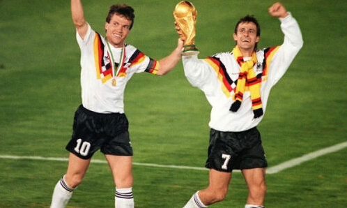 足球场上的10号球衣:一般人穿不到