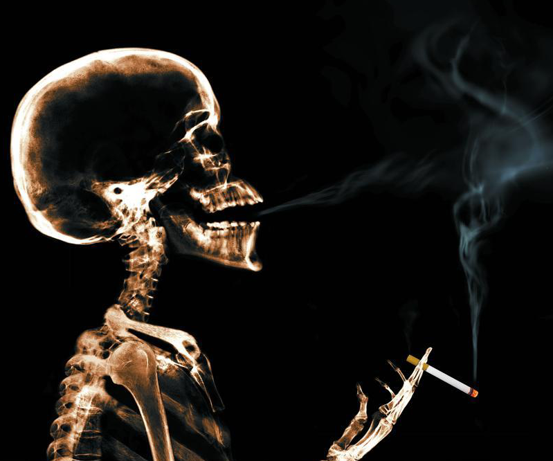 吸烟导致肺癌的风险远大于雾霾