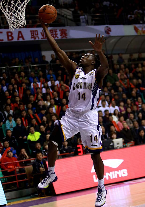 哈德森从容上篮